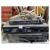 SYLVANIA BLU RAY PLAYER AND PHILIPS DVD AIWA 5CD