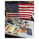 GUN TRADERS GUIDE AND VINTAGE CLOTH AMERICAN FLAG