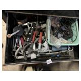 LARGE GROUP OF 3 AND 4 JAW PULLERS CONTENTS OF