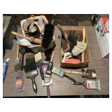 PAINT BRUSHES SOME USED BUT GOOD OTHERS NEW