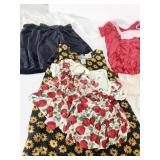 GROUP OF LITTLE GIRLS CLOTHES