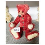 A MILL CREEK CREATION ORIGINAL RED BEAR 1985