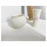BELLEEK BUD VASE, SUGAR
