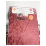 NEW TABLE CLOTH AND NAPKINS