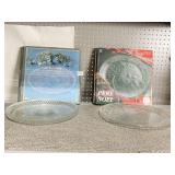 INDIANA GLASS PLATE, PERE NOEL PLATE