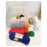 YARN IN RUBBERMAID SMALL TOTE