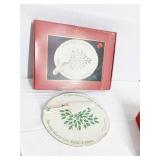 HOLIDAY CAKE PLATE AND SERVER NIB