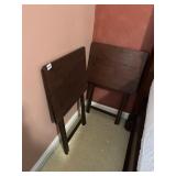 2 TV TRAYS