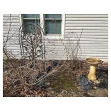 DECORATIVE METAL TRELLIS, SMALLER TRELLIS, 2 PC