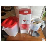 MR. COFFEE ICED TEA MAKER, MEASURING CUPS,