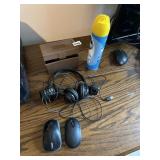 MICE, HEADPHONES, PLANTRONICS PIECE, PLEDGE, CARD
