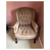 BEIGE VELOUR TUFTED BACK ARMCHAIR WITH QUEEN