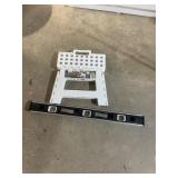 STEP STOOL AND LEVEL