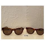 TWO PAIRS VINTAGE GLASS INCL. MAUI JIM