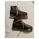 SIZE 11 VINTAGE SKATES