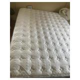 QUEEN SZ. PLATFORM BED W/ MEMORY FOAM