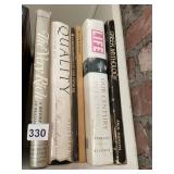 BOOKS INCLUDING THE VERY RICH, QUALITY ITS IMAGE