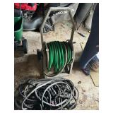 HOSE ROLLER AND 2 HOSES