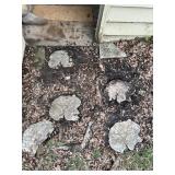 5 CEMENT ANIMAL STEPPINGSTONES