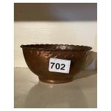 HANDMADE IN EGYPT ROUND COPPER BOWL WITH DESIGN
