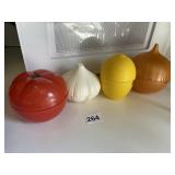 PLASTIC STORAGE FOR GARLIC LEMON TOMATO ETCETERA