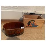 WOOD CRATE W/ SCARECROW AND OVAL BIN