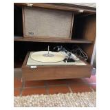 KLH TURNTABLE MODEL 24 NOTE HAS BEEN MOUNTED