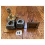 2 ENGRAVED CANDLE STICKS, SINGLE BRASS CANDLE