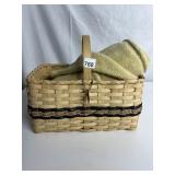 PENNSYLVANIA BASKET COMPANY BASKET WITH FLEECE