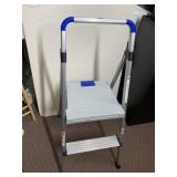 STEP STOOL