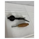 VINTAGE CORN SHOCK TOOL CAST IRON