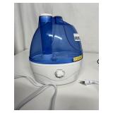 AQUA OASIS HUMIDIFIER, LOOKS NEW