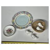 FINE BONE CHINA BIRD SALT AND PEPPER SHAKERS,