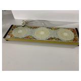 VINTAGE WARM O TRAY LIKE NEW