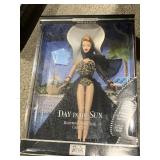 DAY IN THE SUN HOLLYWOOD MOVIE STAR BARBIE NIB