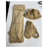 ISOTONER HAT, MITTEN, SCARF SET, NEW