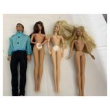 BARBIES & KEN DOLL
