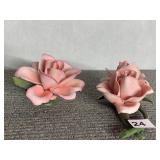 2 NAPOLEON ITALY PORCELAIN ROSES