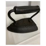 VINTAGE IRON