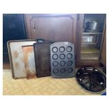 COOKIE BAKING SHEETS