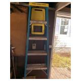 WERNER MODEL 6005S 5 FOOT FIBERGLASS LADDER