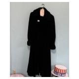 BOGGS AND BUHL LAMBï¿½S WOOL COAT SIZE LARGE MADE
