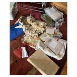 TABLE CLOTHES 2 ANIMAL FIGURES