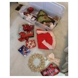 STORAGE BIN WITH CUTE HOLIDAY Dï¿½COR