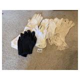 ASSORTED LADIES VINTAGE GLOVES