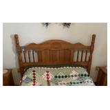 OAK QUEEN SIZE BED WITH HOLLYWOOD FRAME