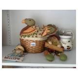 CANDLE WARMER, TURKEY BASKET AND HAPPY HARVEST