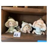 HOMCO SHELF SITTING FIGURINES