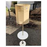 FLOOR LAMP WITH SHADE