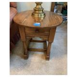 WOOD SIDE TABLE WITH DRAWER